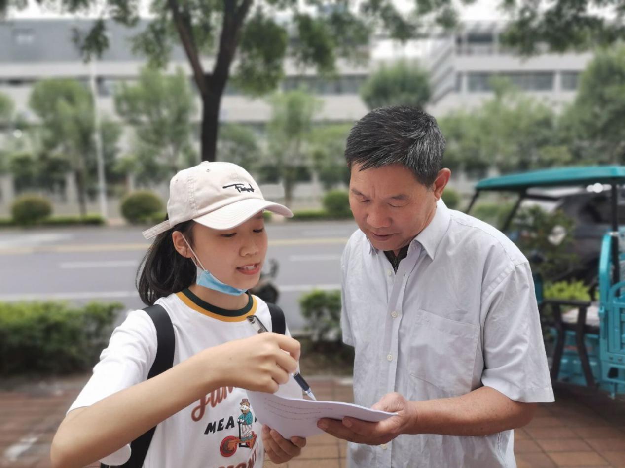 2020年7月14日河南城建学院在河南郑州开展疫情知识普及宣讲活动